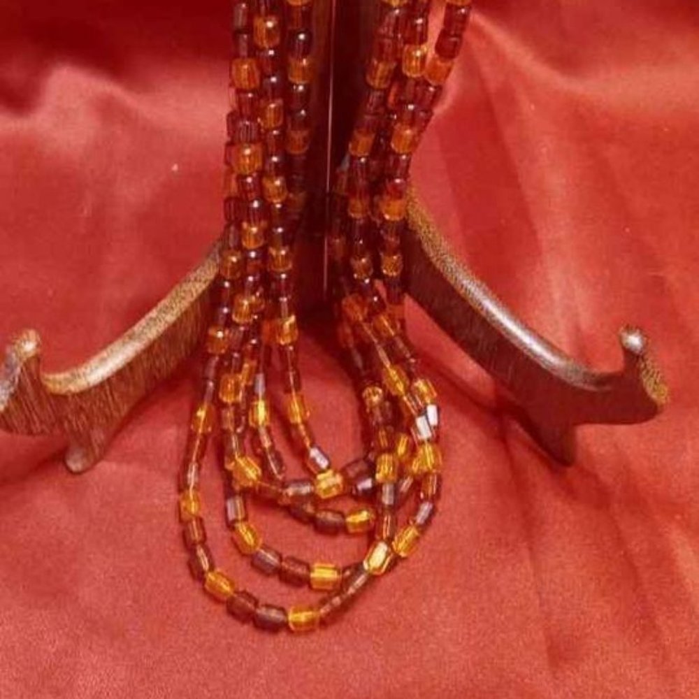 VTG 5 STRAND OF AUTUMN AMBER BEADED CHOKER BROWNS,ORANGES,YELLOW ROUND CLASP